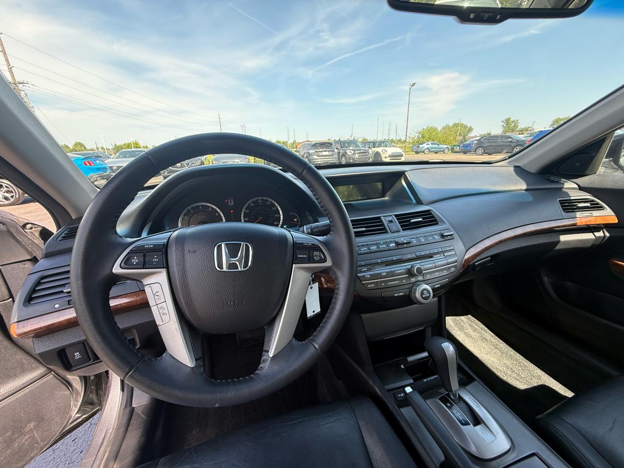 Honda Accord EX-L Sedan AT 2011