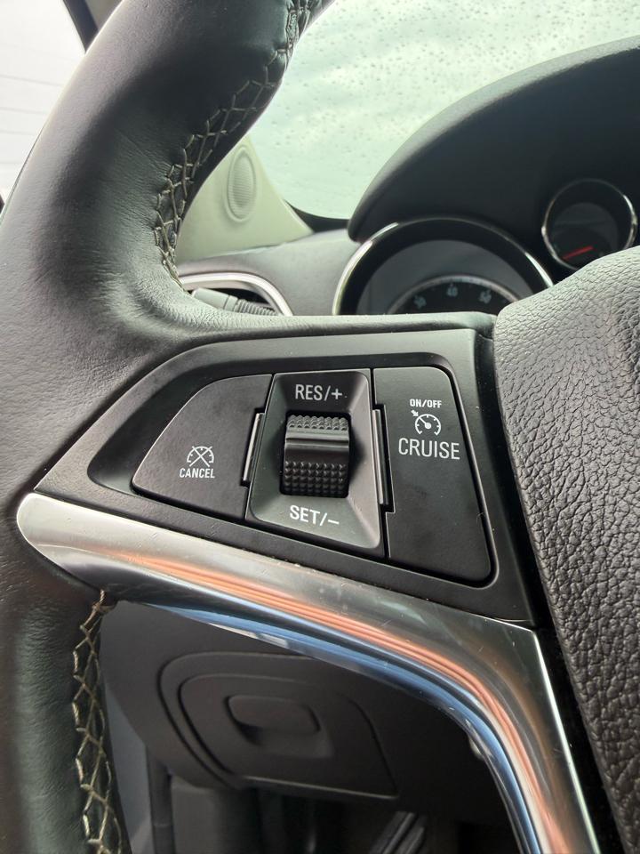 Buick Encore Convenience FWD 2014