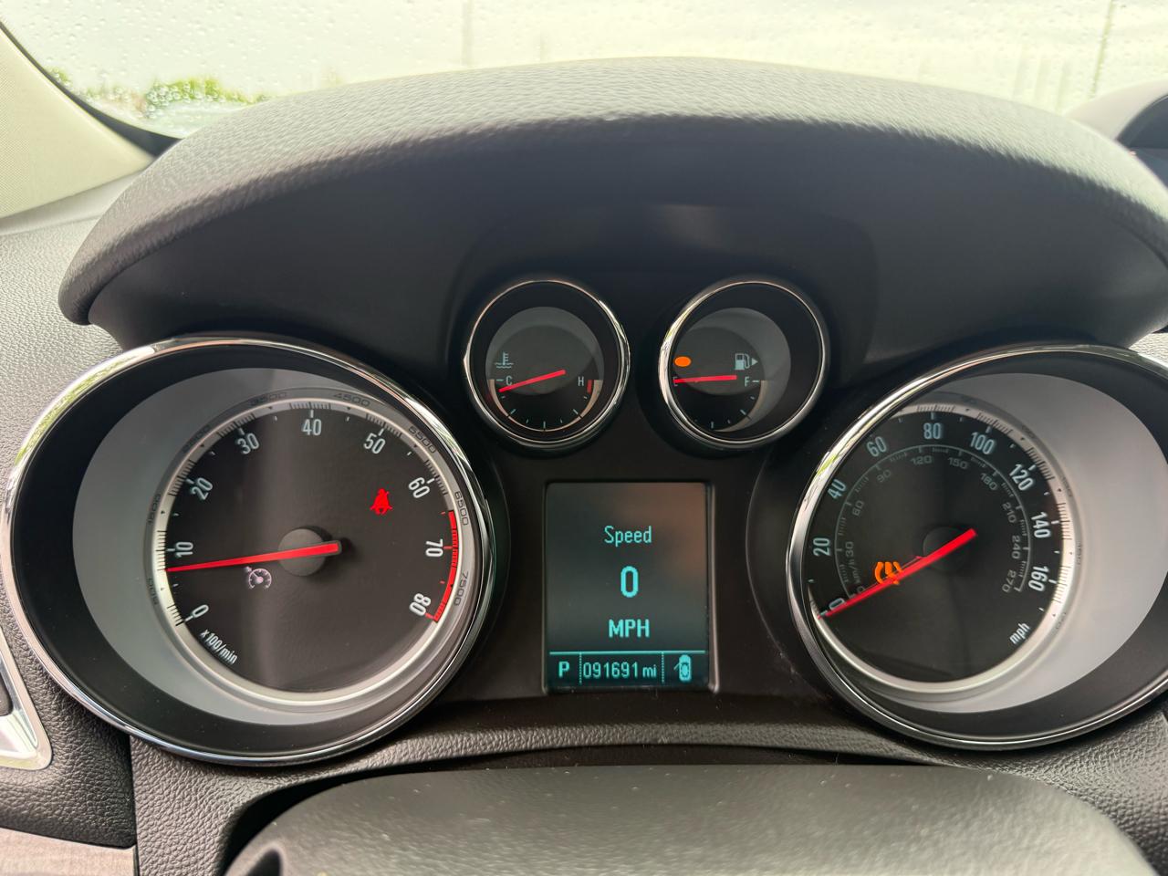 Buick Encore Convenience FWD 2014