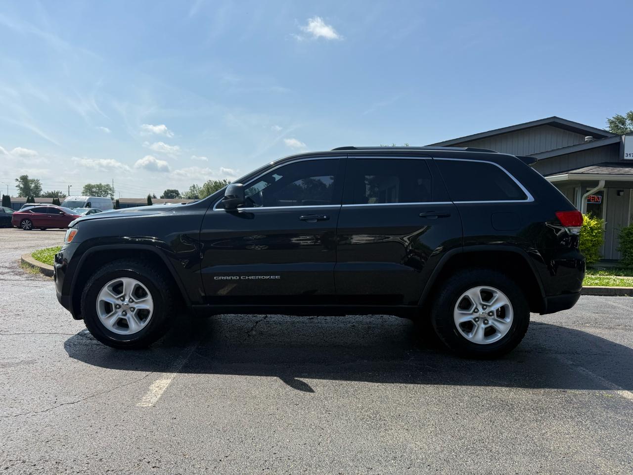 Jeep Grand Cherokee Laredo 4WD 2015