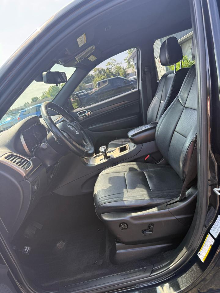 Jeep Grand Cherokee Laredo 4WD 2015