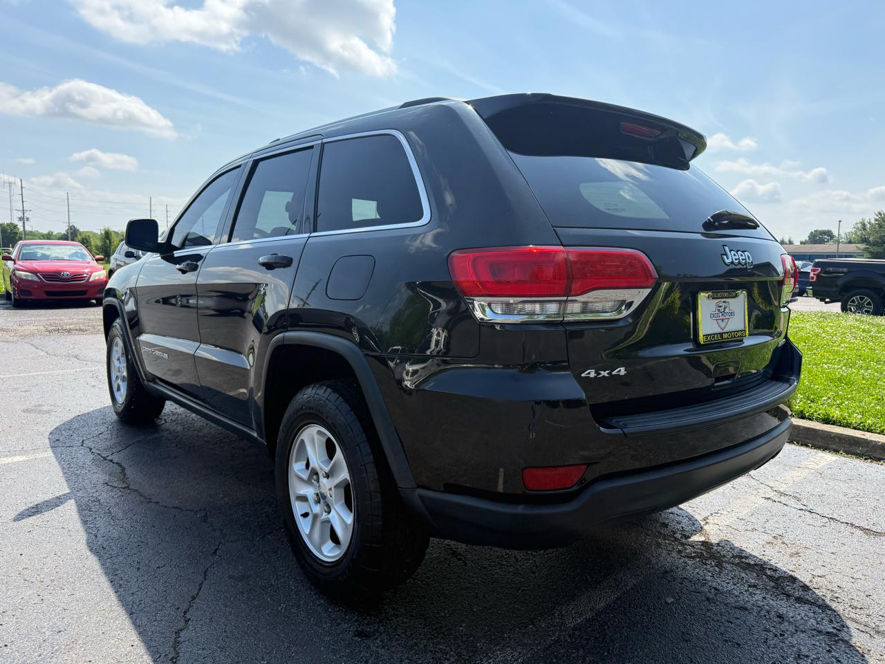 Jeep Grand Cherokee Laredo 4WD 2015