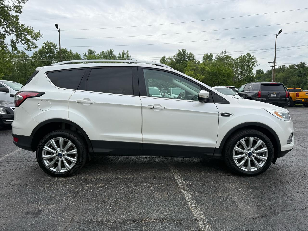 Ford Escape Titanium 4WD 2017