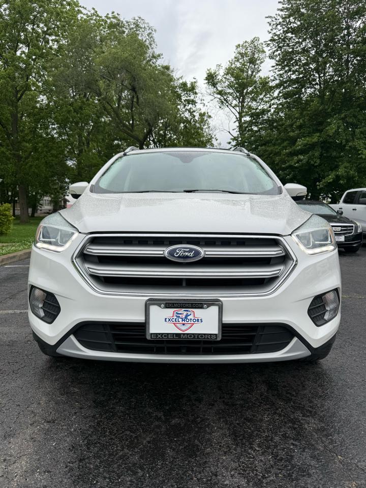 Ford Escape Titanium 4WD 2017