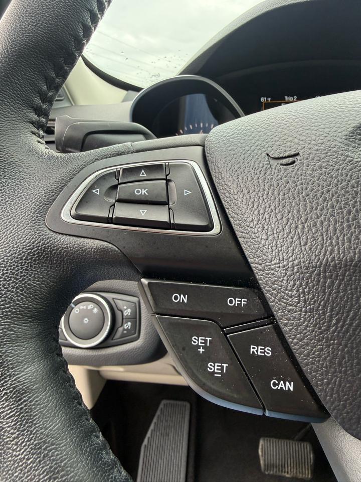 Ford Escape Titanium 4WD 2017