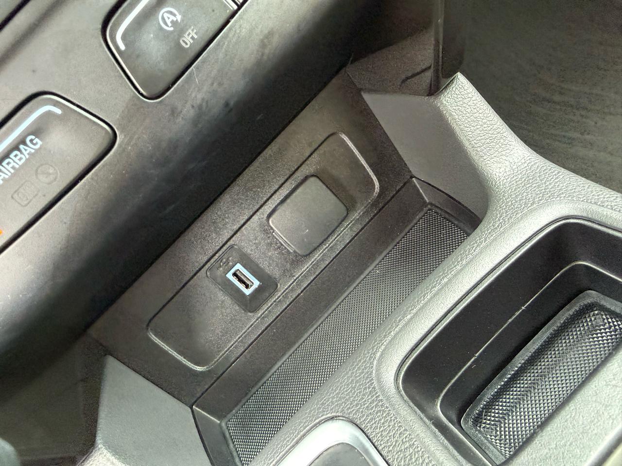 Ford Escape Titanium 4WD 2017