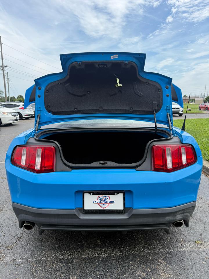 Ford Mustang V6 Coupe 2010