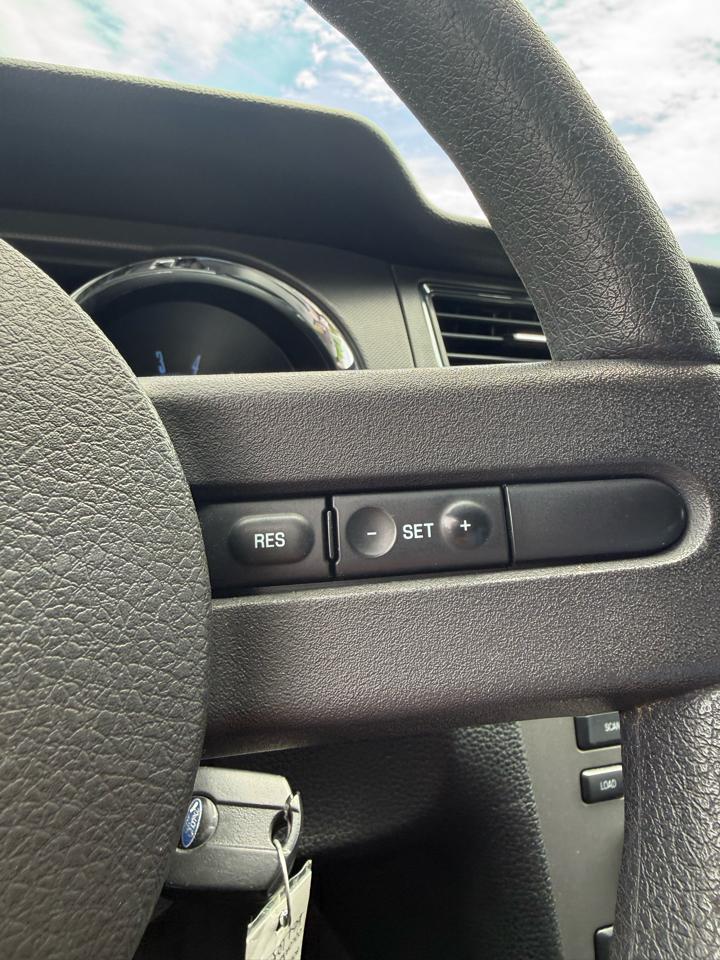 Ford Mustang V6 Coupe 2010