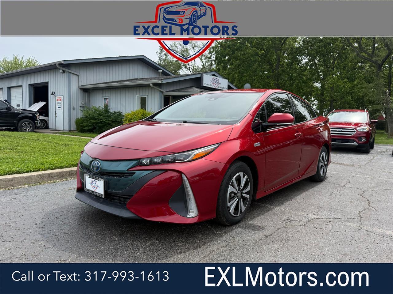 2017 Toyota Prius Prime Premium's photo