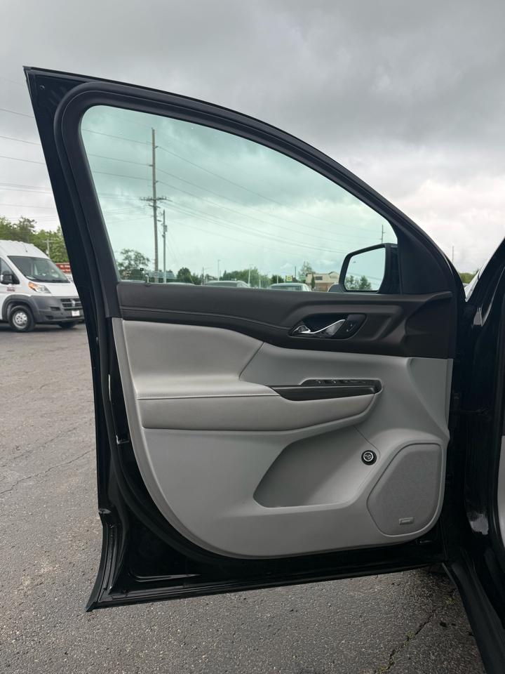GMC Acadia SLT 2023