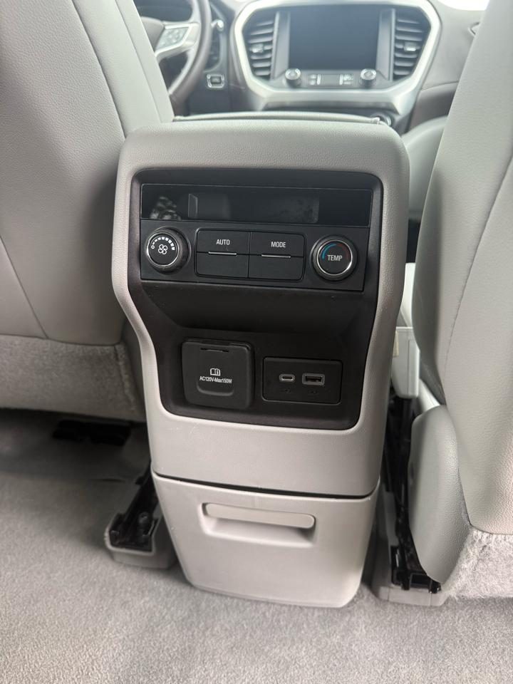 GMC Acadia SLT 2023