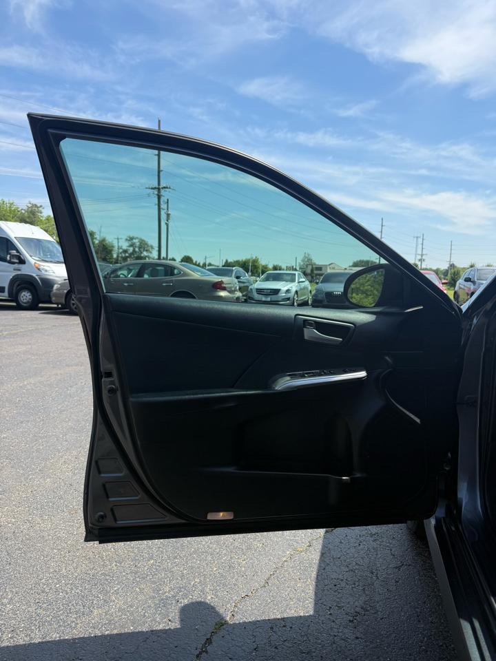 Toyota Camry SE 2013
