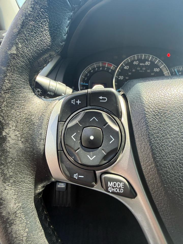 Toyota Camry SE 2013