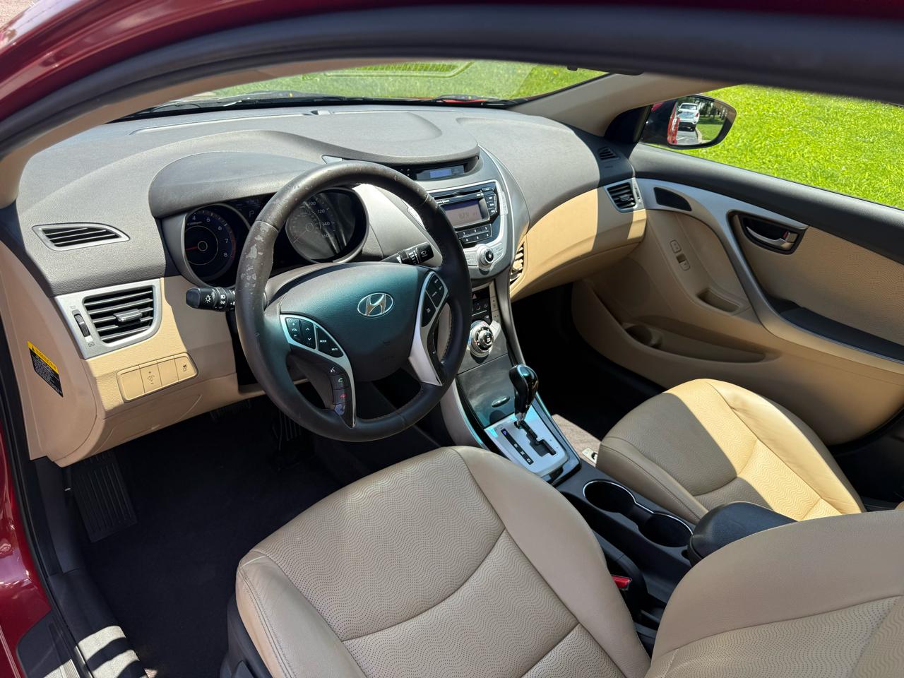 Hyundai Elantra GLS A/T 2011