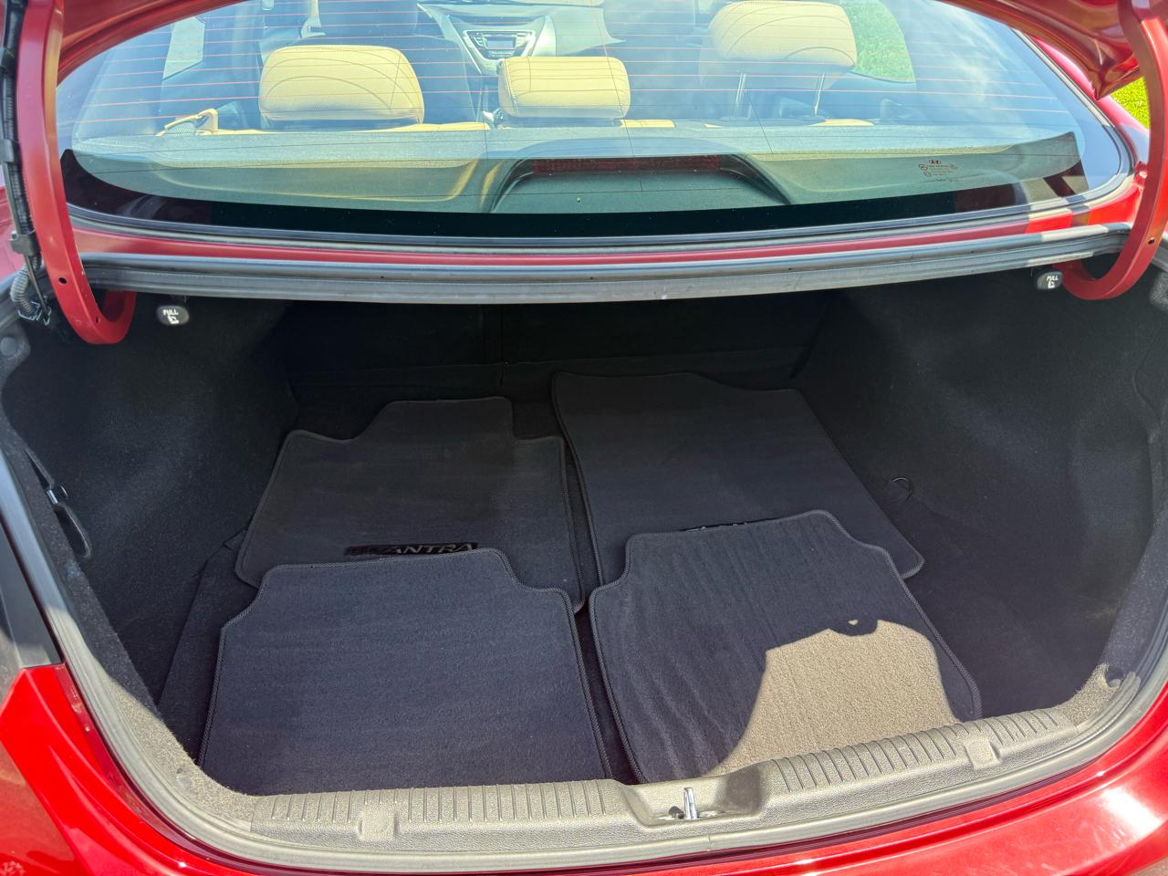 Hyundai Elantra GLS A/T 2011