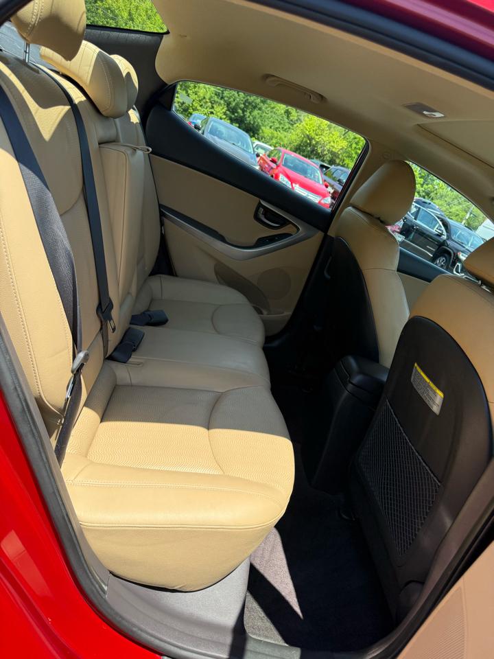 Hyundai Elantra GLS A/T 2011