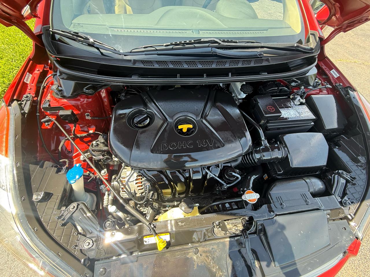 Hyundai Elantra GLS A/T 2011