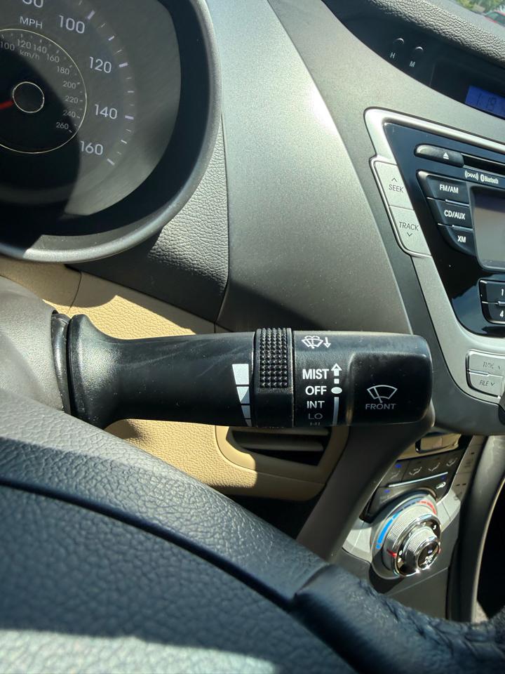 Hyundai Elantra GLS A/T 2011