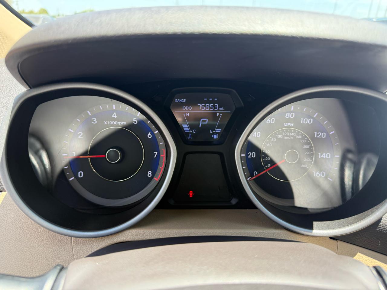 Hyundai Elantra GLS A/T 2011
