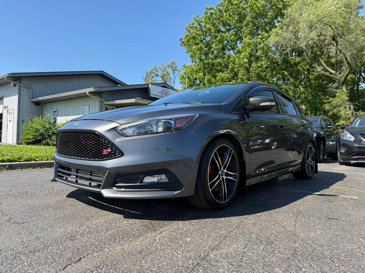 Ford Focus ST Hatch 2016