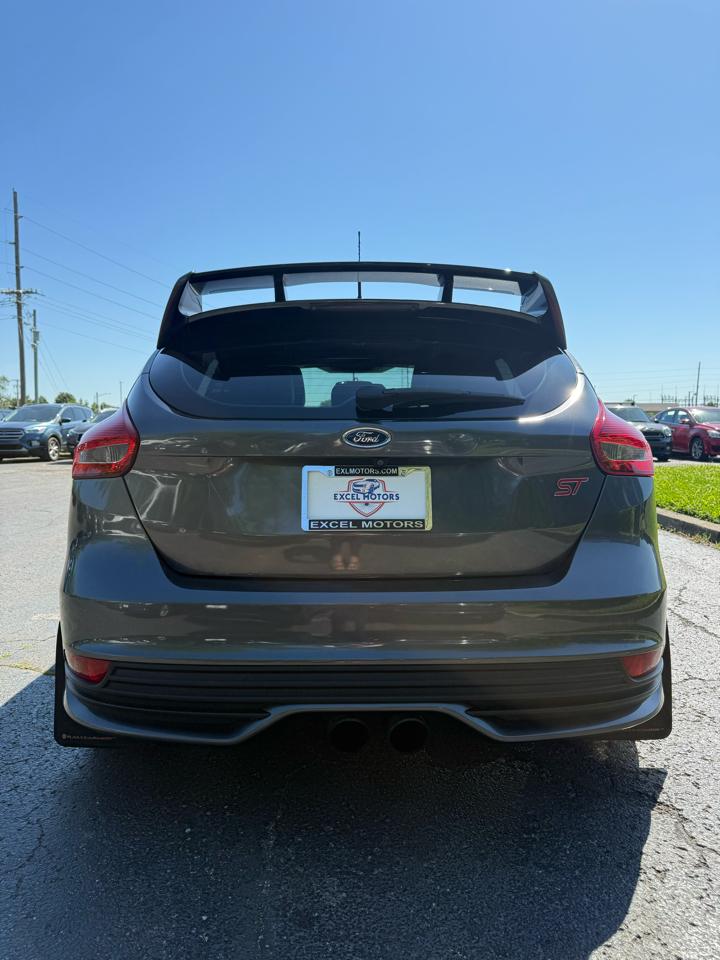 Ford Focus ST Hatch 2016