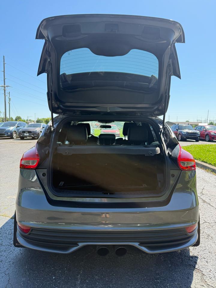 Ford Focus ST Hatch 2016