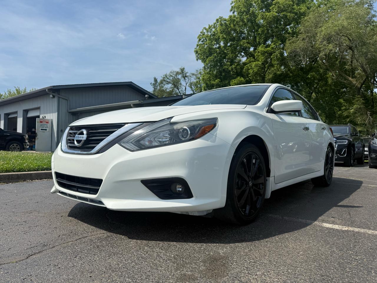 Nissan Altima 2.5 SR Sedan 2017