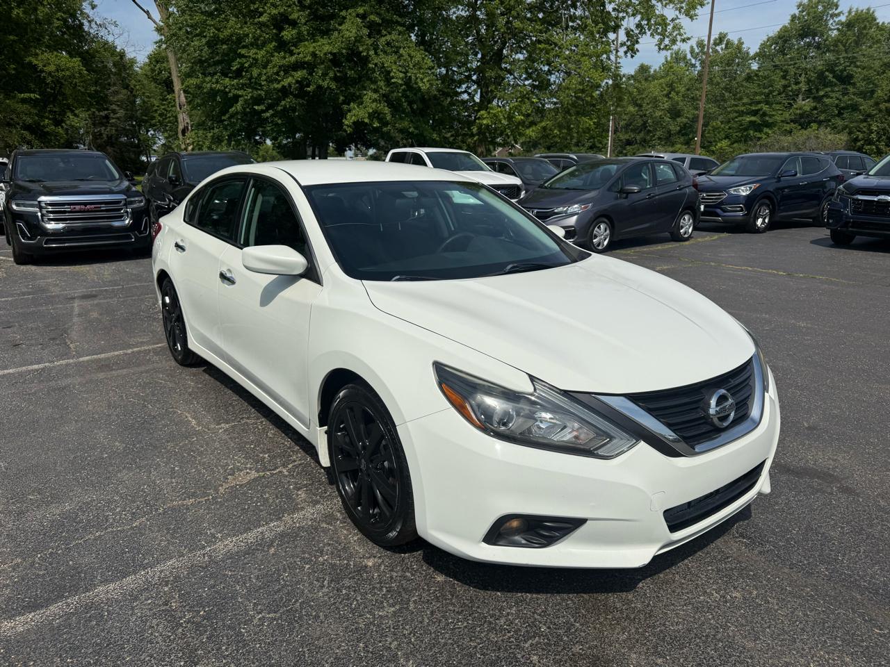 Nissan Altima 2.5 SR Sedan 2017