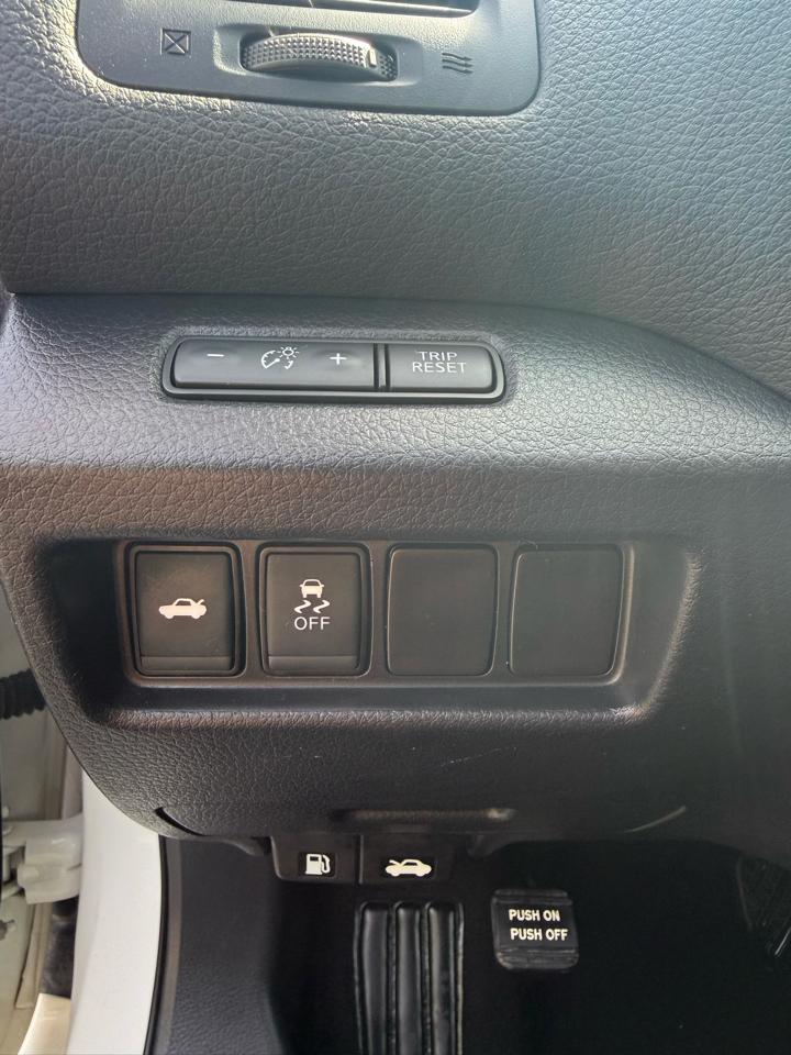 Nissan Altima 2.5 SR Sedan 2017
