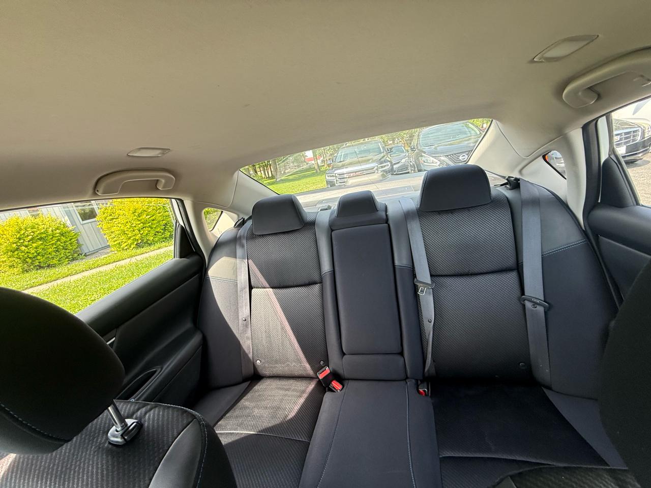 Nissan Altima 2.5 SR Sedan 2017