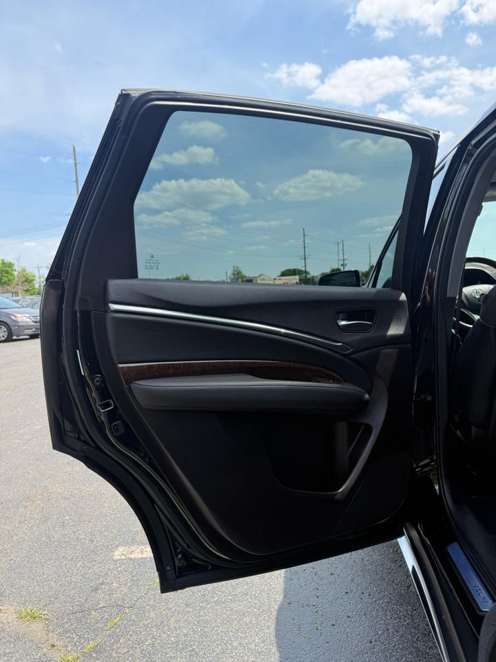 Acura MDX SH-AWD 9-Spd AT 2017