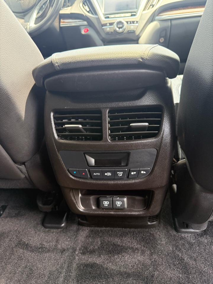 Acura MDX SH-AWD 9-Spd AT 2017