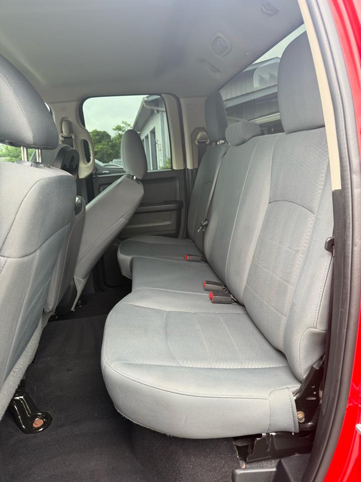 RAM 1500 Tradesman Quad Cab 4WD 2017