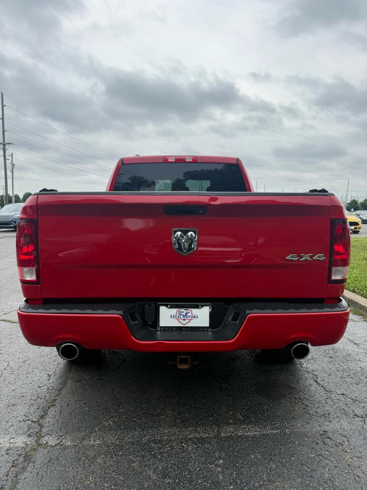 RAM 1500 Tradesman Quad Cab 4WD 2017