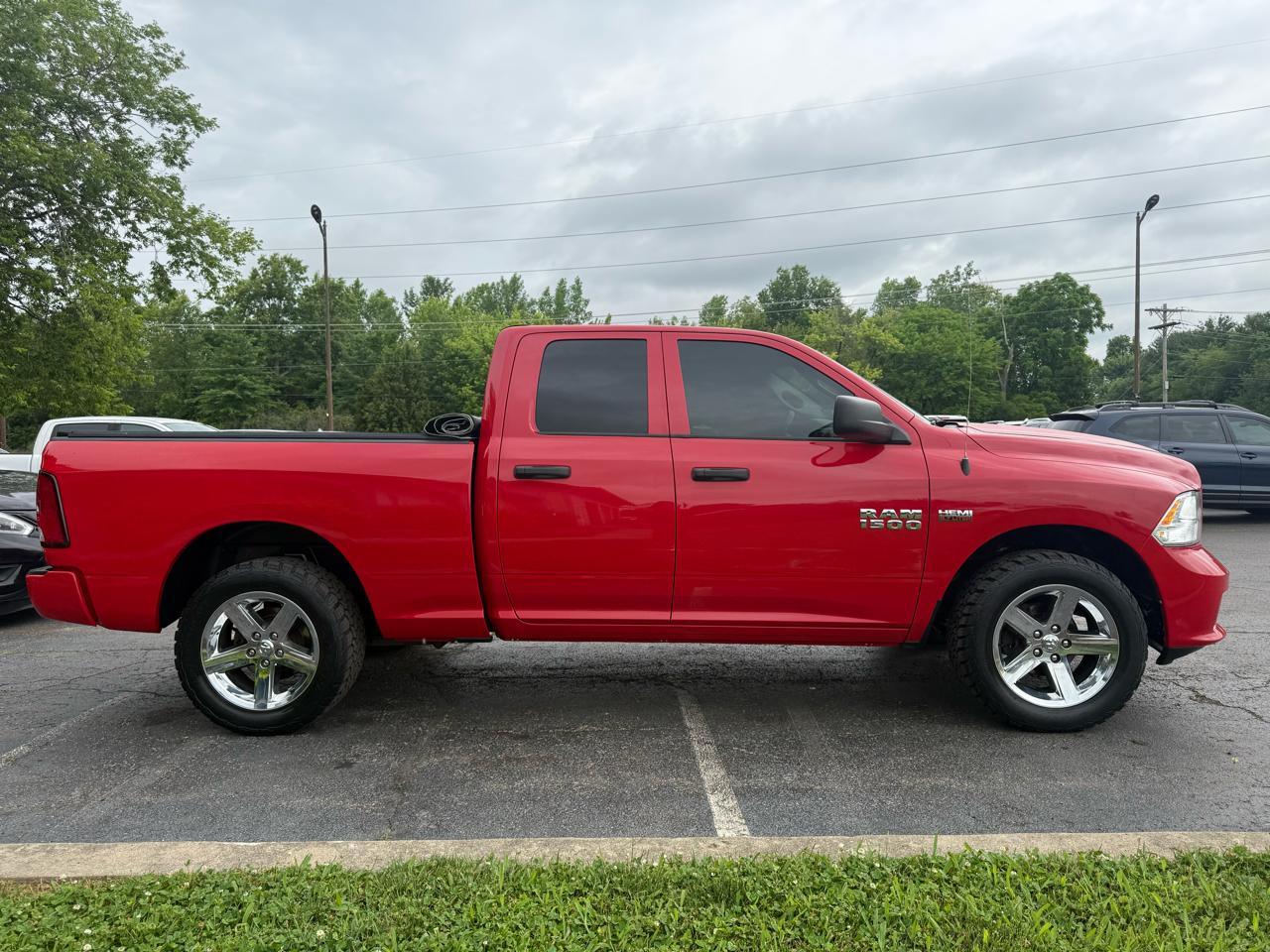 RAM 1500 Tradesman Quad Cab 4WD 2017