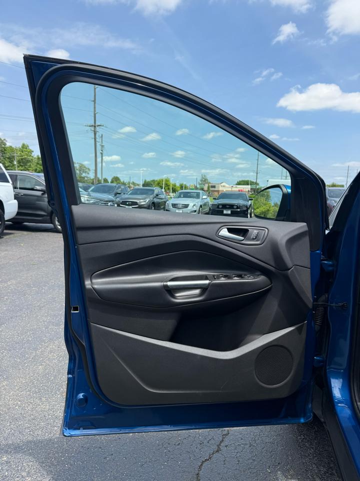 Ford Escape SEL FWD 2019