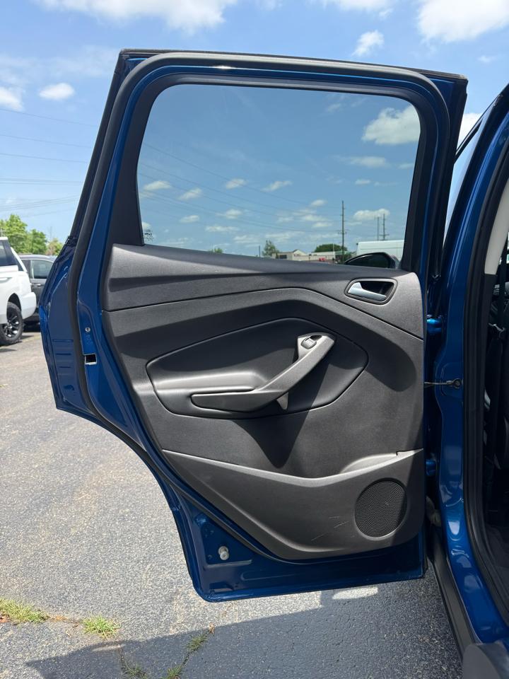 Ford Escape SEL FWD 2019