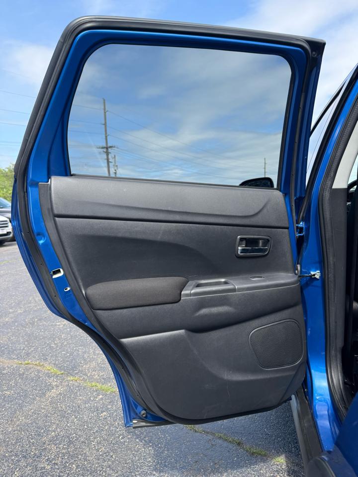 Mitsubishi Outlander Sport 2.0 ES 4WD CVT 2018