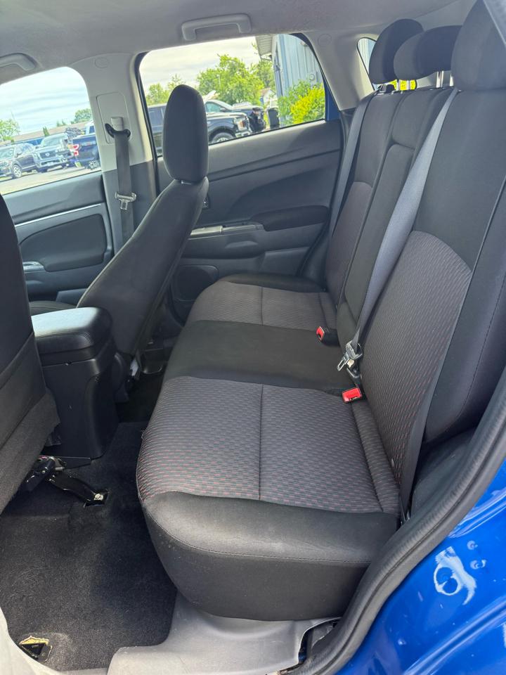 Mitsubishi Outlander Sport 2.0 ES 4WD CVT 2018