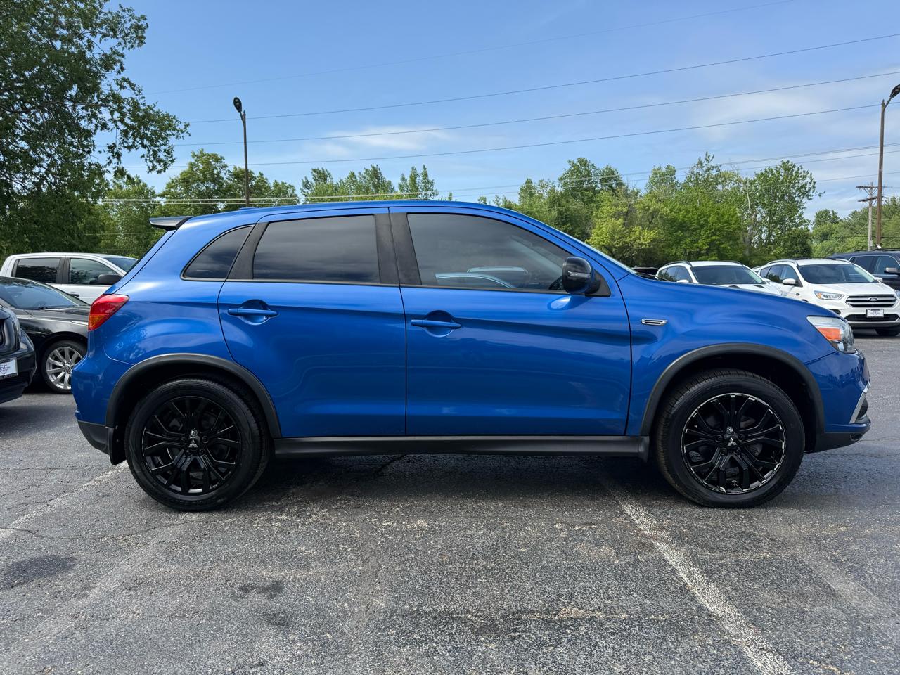 Mitsubishi Outlander Sport 2.0 ES 4WD CVT 2018
