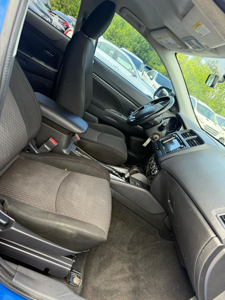 Mitsubishi Outlander Sport 2.0 ES 4WD CVT 2018