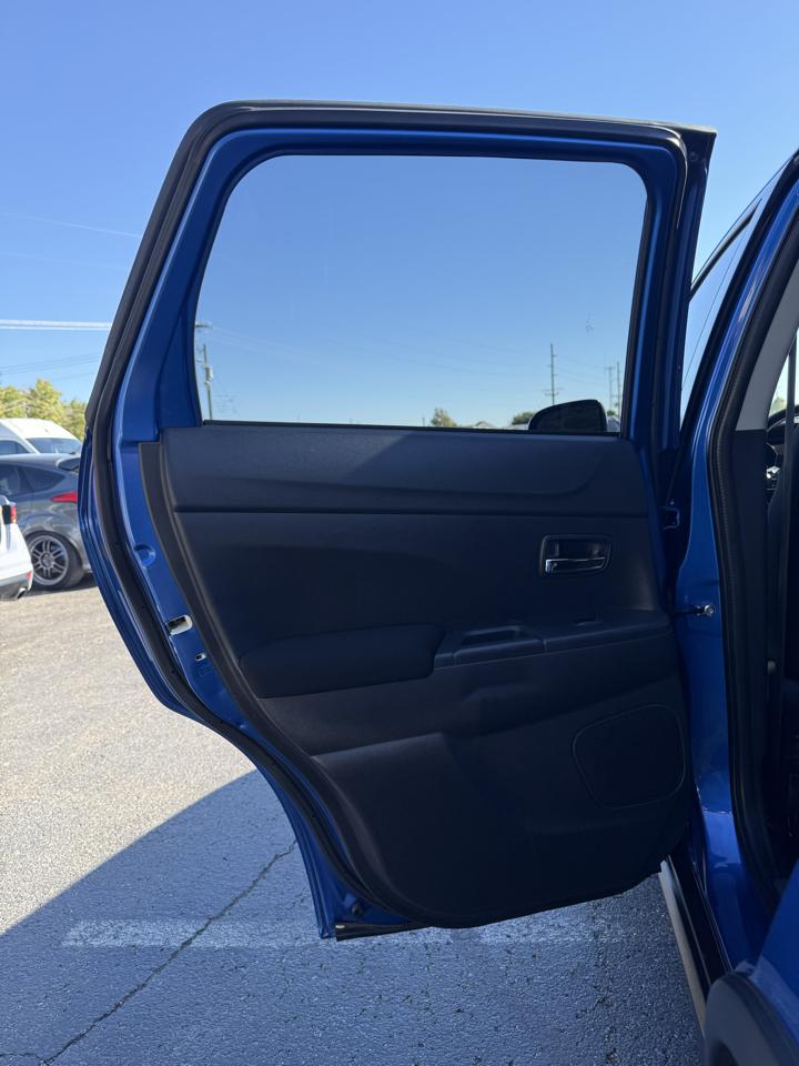 Mitsubishi Outlander Sport 2.0 ES 4WD CVT 2018