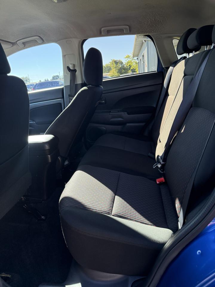 Mitsubishi Outlander Sport 2.0 ES 4WD CVT 2018