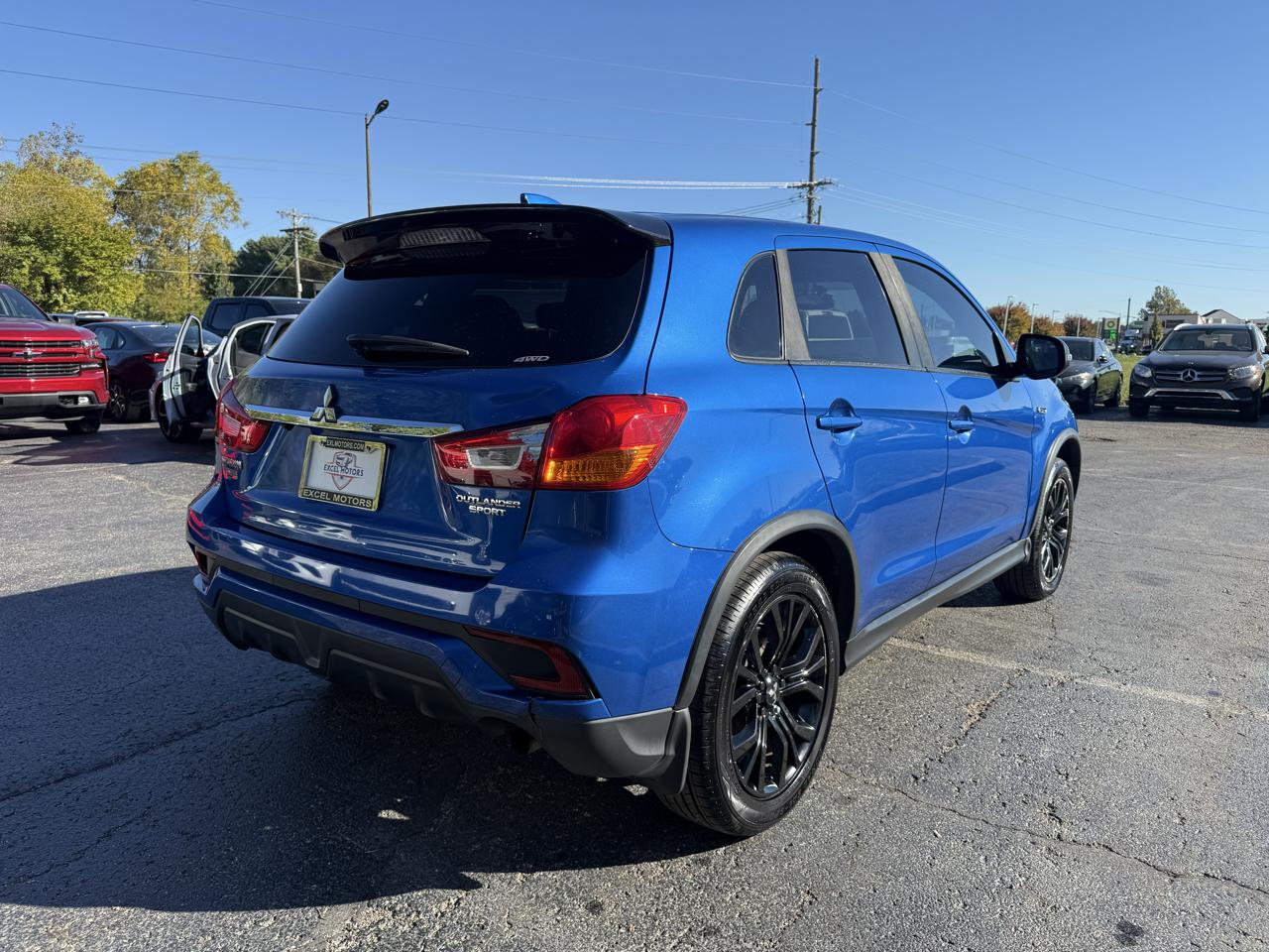 Mitsubishi Outlander Sport 2.0 ES 4WD CVT 2018