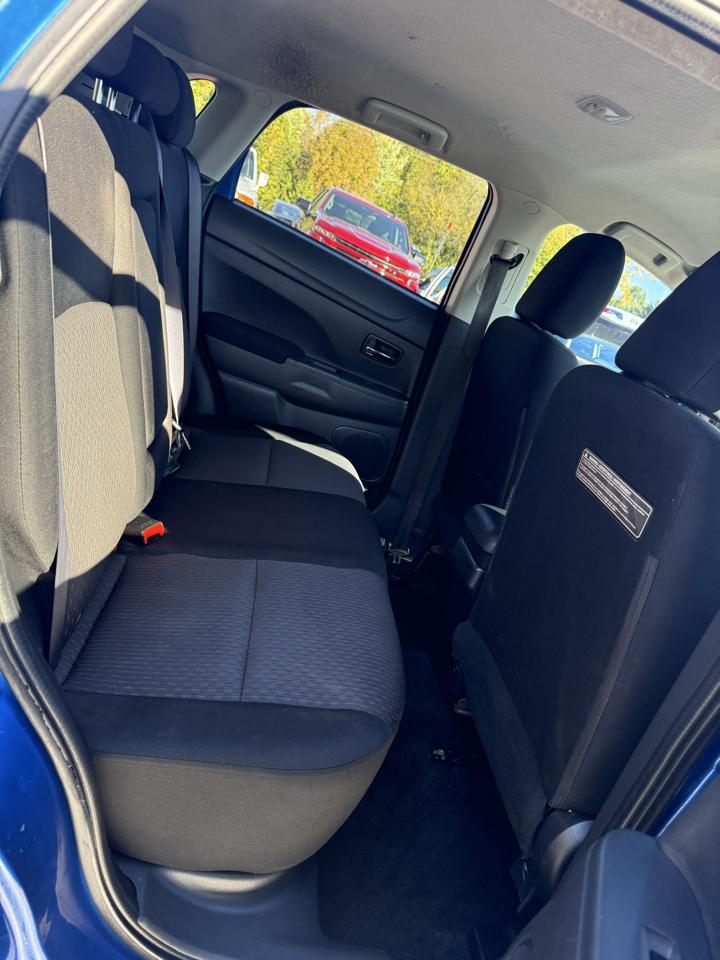 Mitsubishi Outlander Sport 2.0 ES 4WD CVT 2018