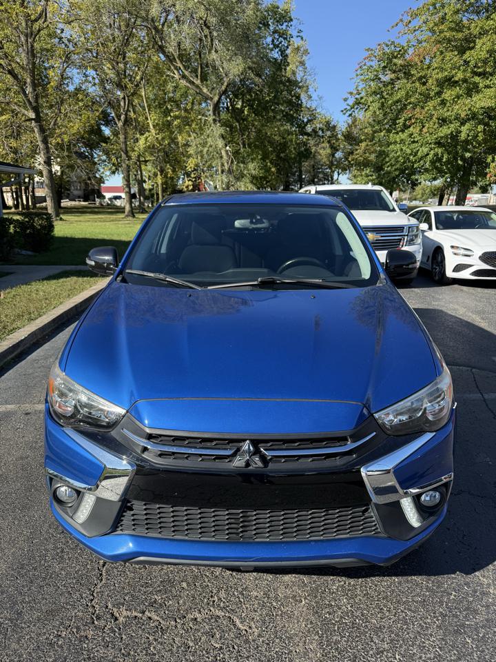 Mitsubishi Outlander Sport 2.0 ES 4WD CVT 2018