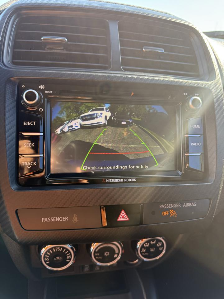 Mitsubishi Outlander Sport 2.0 ES 4WD CVT 2018