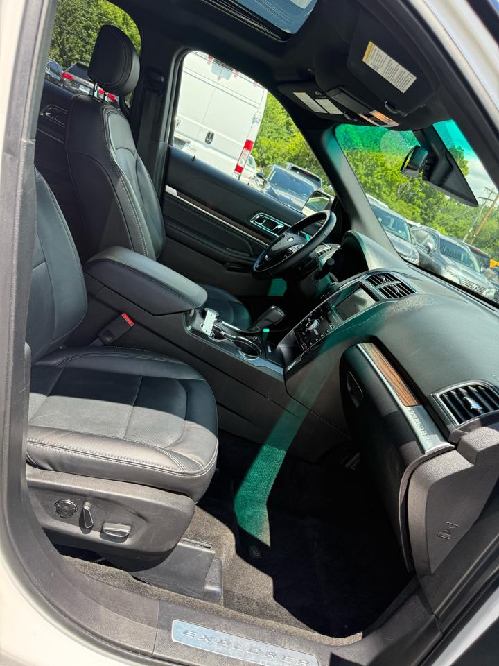 Ford Explorer Limited 4WD 2017