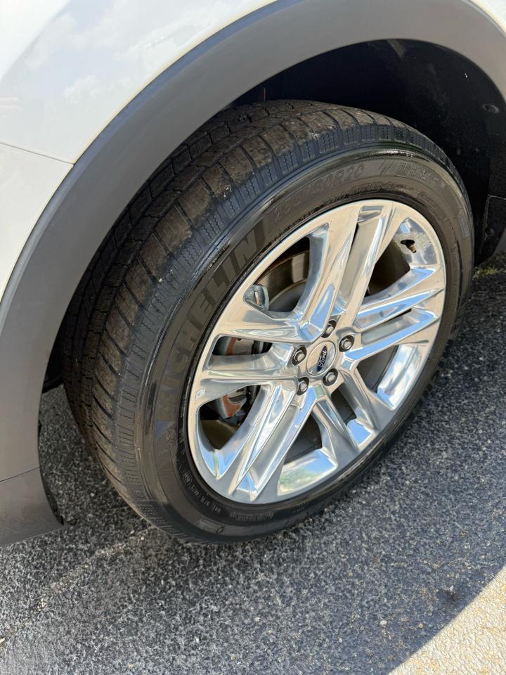 Ford Explorer Limited 4WD 2017