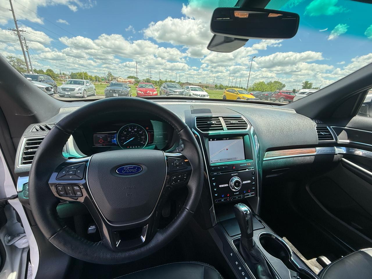 Ford Explorer Limited 4WD 2017